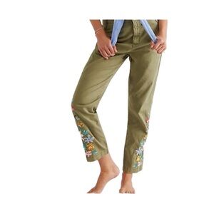 NWT Driftwood green embroidered size small straight leg jeans.